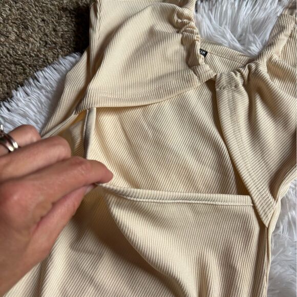 SHEIN Dresses 2 Total Green Cream Stretchy Sexy Womens Size XS - Picture 6 of 9